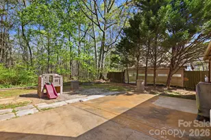 2670 N Olivers Rd, Newton, NC 28658 - Photo 26