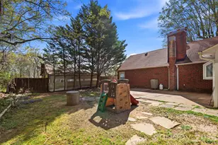 2670 N Olivers Rd, Newton, NC 28658 - Photo 24