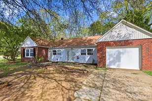 2670 N Olivers Rd, Newton, NC 28658 - Photo 4
