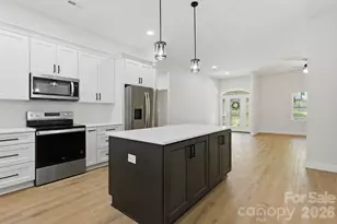 2442 Falcon Ln, Statesville, NC 28625 - Photo 14
