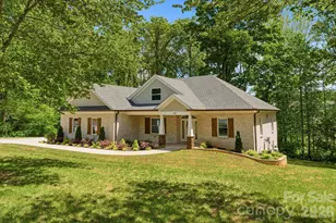 2442 Falcon Ln, Statesville, NC 28625 - Photo 1