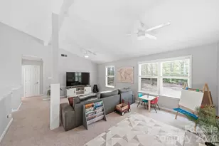 10218 Rougemont Ln, Charlotte, NC 28277 - Photo 32