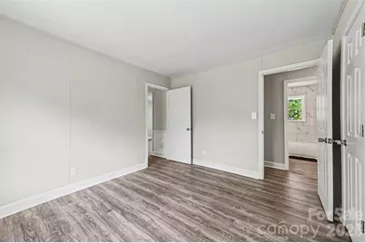 2917 Dalecrest Drive, Charlotte, NC 28269 - Photo 16