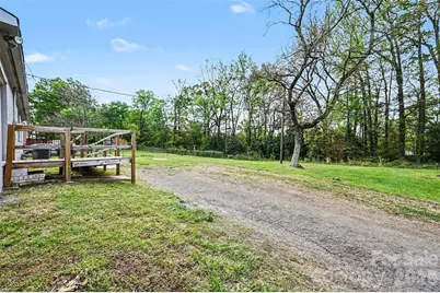 2917 Dalecrest Drive, Charlotte, NC 28269 - Photo 28