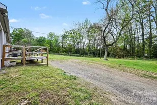 2917 Dalecrest Dr, Charlotte, NC 28269 - Photo 28