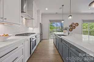 1708 Lombardy Cir, Charlotte, NC 28203 - Photo 4