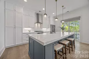 1708 Lombardy Cir, Charlotte, NC 28203 - Photo 8