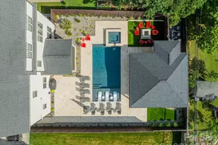 344 Melbourne Ct, Charlotte, NC 28209 - Photo 2