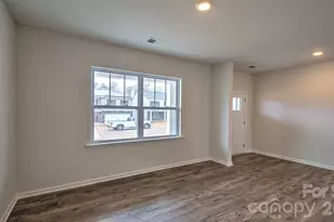 53 Ridgehaven Dr, Waynesville, NC 28786 - Photo 4