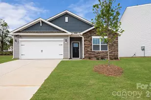 99 Ridgehaven Dr, Waynesville, NC 28786 - Photo 1