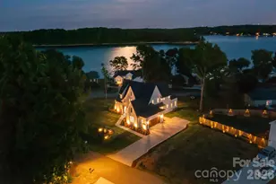 9627 Riviera Dr, Sherrills Ford, NC 28673 - Photo 6