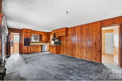 3029 Cresthill Drive, Charlotte, NC 28212 - Photo 8