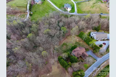 340 Grand Oaks Drive, Hendersonville, NC 28792 - Photo 14