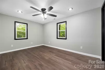 1705 E Cloaninger Avenue, Statesville, NC 28625 - Photo 14