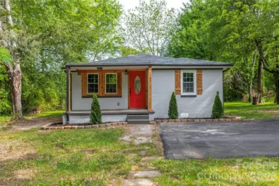 1705 E Cloaninger Avenue, Statesville, NC 28625 - Photo 1