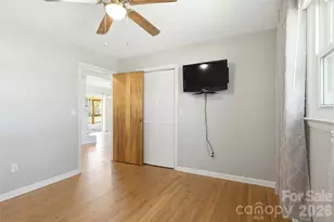 279 Garden Ln, Canton, NC 28716 - Photo 12