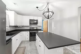 279 Garden Ln, Canton, NC 28716 - Photo 8