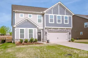167 Rhuidean Ct, Troutman, NC 28166 - Photo 2