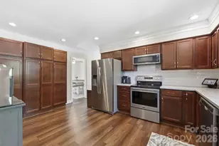 13657 Idlewild Rd, Matthews, NC 28105 - Photo 10