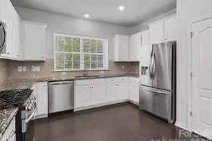 16835 Cozy Cove Rd, Charlotte, NC 28278 - Photo 6