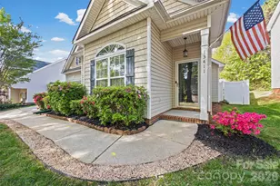 13411 Glencreek Ln, Huntersville, NC 28078 - Photo 2