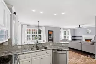 12101 Carolina Oak Cir, Charlotte, NC 28273 - Photo 14