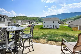 154 Woodvale Dr, Waynesville, NC 28786 - Photo 4