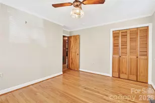 821 Woods Dr, Statesville, NC 28677 - Photo 10