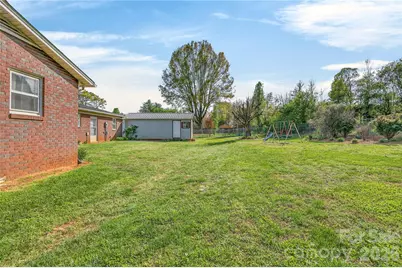 821 Woods Drive, Statesville, NC 28677 - Photo 18