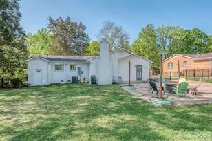 609 Cooper Dr, Charlotte, NC 28210 - Photo 26