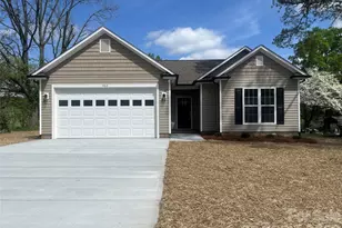 403 E 21st St, Kannapolis, NC 28083 - Photo 1
