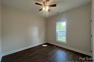 403 E 21st St, Kannapolis, NC 28083 - Photo 26