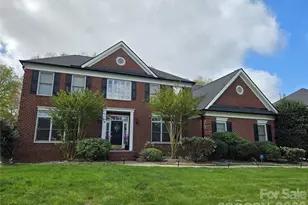 11942 Chevis Ct, Charlotte, NC 28277 - Photo 2