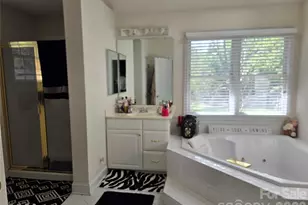 11942 Chevis Ct, Charlotte, NC 28277 - Photo 18