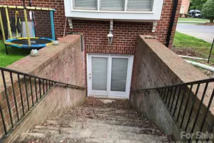 11942 Chevis Ct, Charlotte, NC 28277 - Photo 10