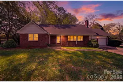 35 32nd Avenue NW, Hickory, NC 28601 - Photo 1