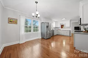 35 32nd Ave NW, Hickory, NC 28601 - Photo 8