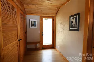 1422 Middle Fork Rd, Hendersonville, NC 28792 - Photo 32