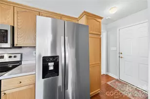 160 Oak Village Pkwy, Mooresville, NC 28117 - Photo 14