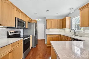 160 Oak Village Pkwy, Mooresville, NC 28117 - Photo 10