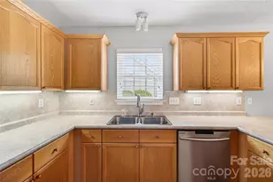 160 Oak Village Pkwy, Mooresville, NC 28117 - Photo 12