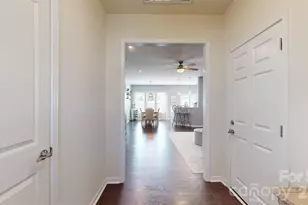 827 Canoe Song Rd, Fort Mill, SC 29708 - Photo 2