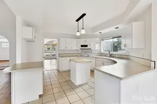 12338 Landing Green Dr, Charlotte, NC 28277 - Photo 8