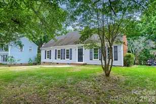 1628 Bonnie Ln, Charlotte, NC 28213 - Photo 4