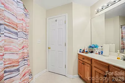 3915 Glenlea Commons Drive, Charlotte, NC 28216 - Photo 24