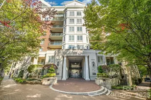 300 W 5th St, Charlotte, NC 28202 - Photo 22