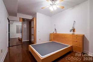 300 W 5th St, Charlotte, NC 28202 - Photo 8