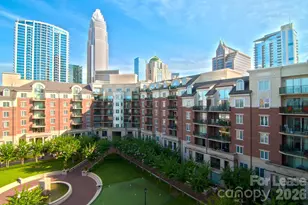 300 W 5th St, Charlotte, NC 28202 - Photo 30