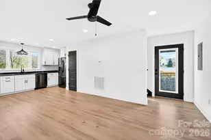 477 Oakdale Rd, Waynesville, NC 28786 - Photo 4