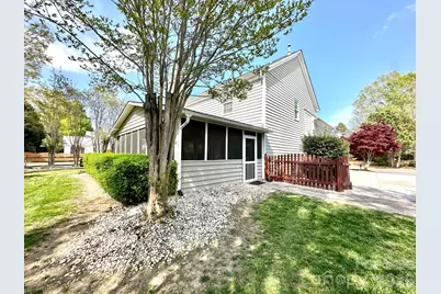 11106 Knight Castle Drive, Charlotte, NC 28277 - Photo 16